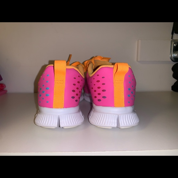 Nike Free Run 5.0 - Youth Girls Running Shoes - Picture 5 of 9